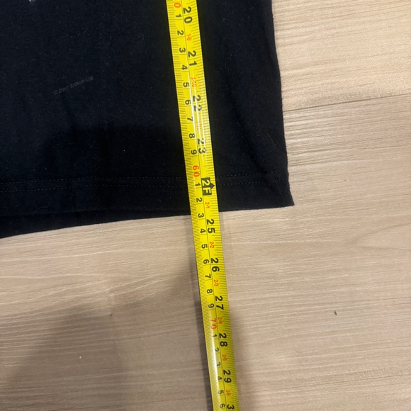 Men’s Small Black Tshirt with Pink Floyd The Wall print - Picture 5 of 6